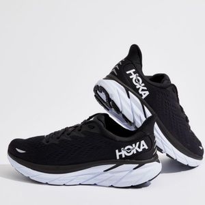 Hoka Clifton 8 Sneakers